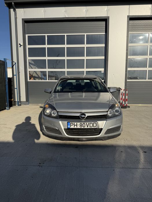 Opel Astra H  1.6 Benzina