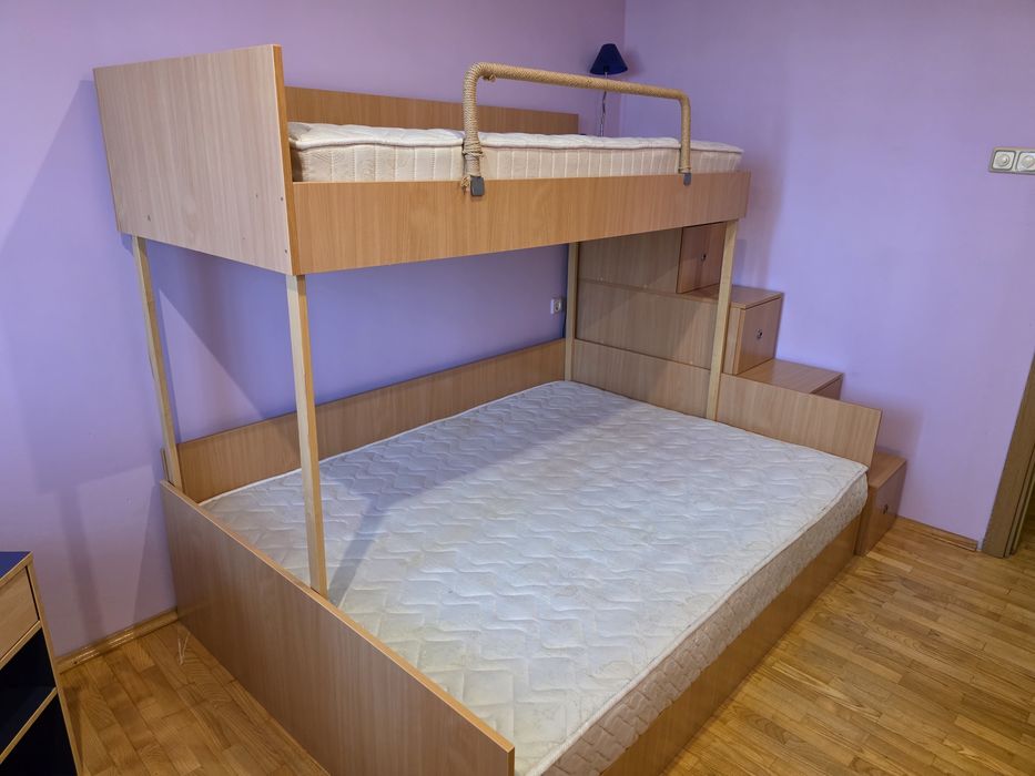 Двуетажно легло без забелжки