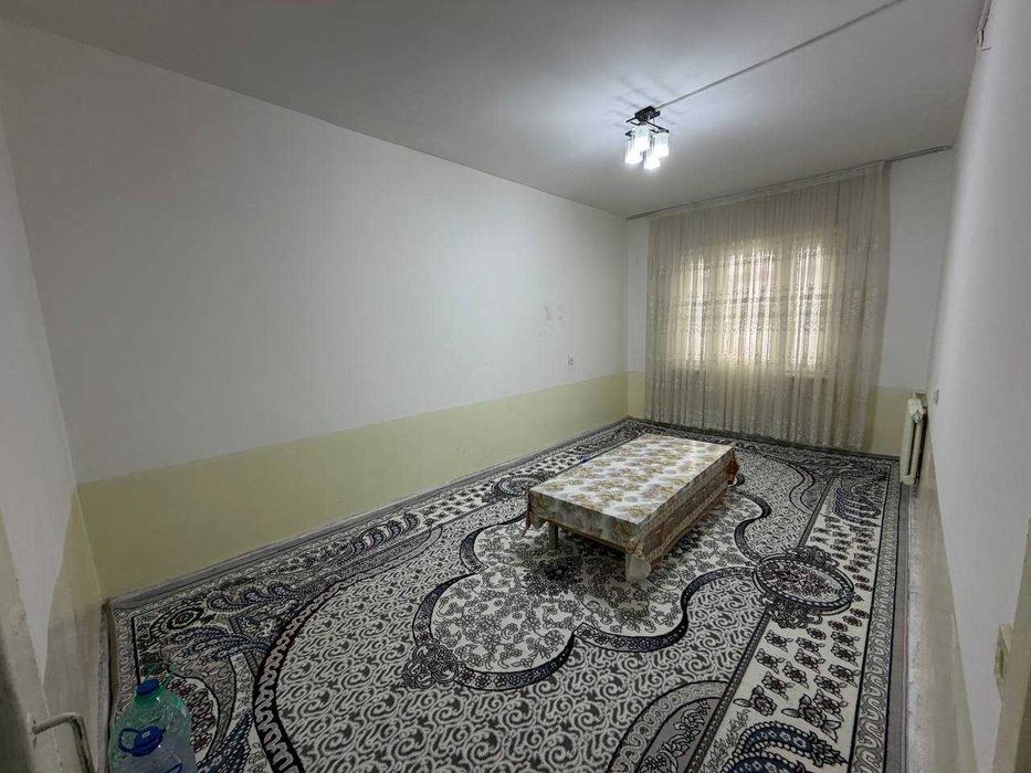 Продаётся 2х комн квартира на 4 этаже Ор-р  Шарк 1 Айша Халал