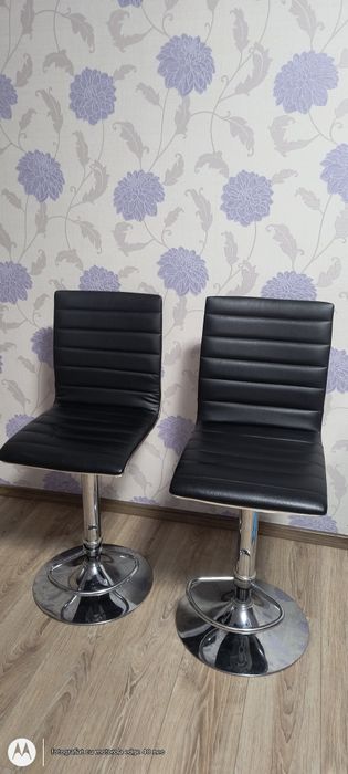 Scaune de bar din piele