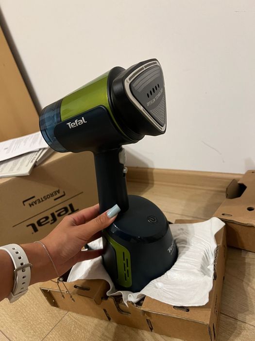 Aparat de calcat cu abur Tefal Aerostream