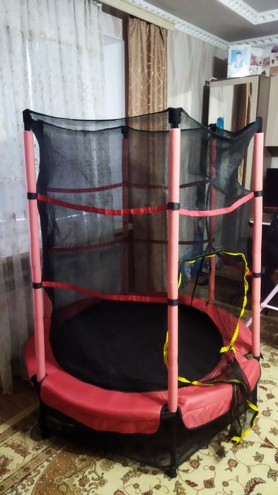 Продам батут детский до 6 лет