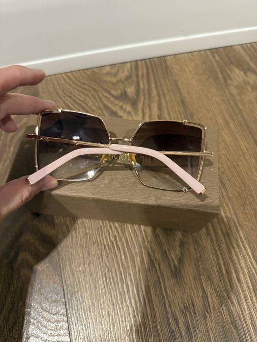 Солнечные очки Ana Hickmann