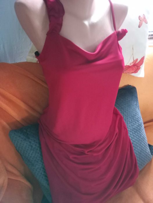 ТРИ НОВИ РОКЛИ и други чeтири -пeрфeктни, плюс подарък