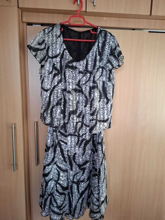 Fusta lunga dama marimea 40 matase