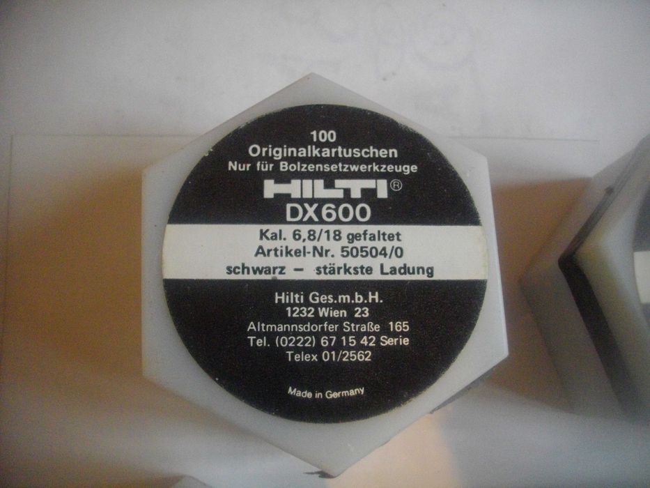 БГ Соц поялник Гайковерт UNITEC Ел.Такер AEG Капси заряди HILTI Пирони