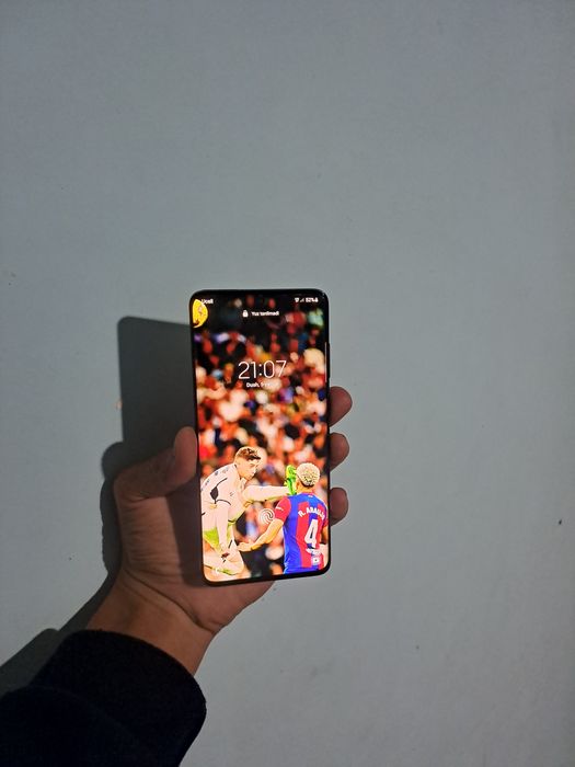 S20+ 5G 12/256 sotiladi