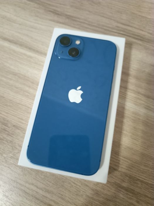 Айфон 13 128 гб .