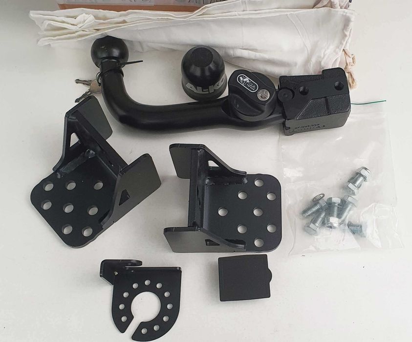 AlKo carlig de remorcare de forta NOU,fixare pe  verticala, demontabil