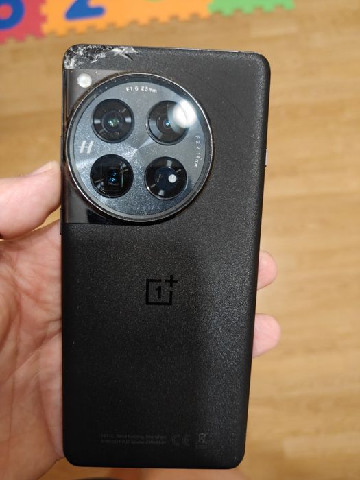 Oneplus 12  12/256