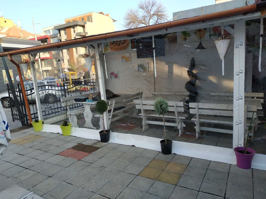 Ветроупорни завеси за навеси