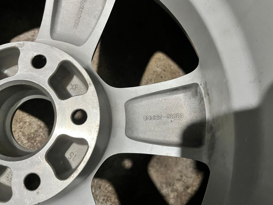 Резервна алуминиева джанта Hunday Tukson 16 цола+Инструменти