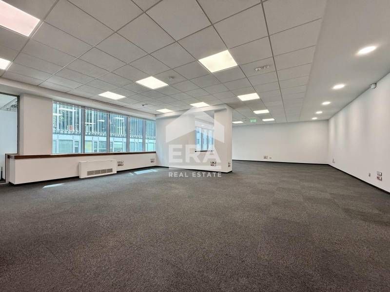 Офис под наем в сграда клас А на бул. Никола Вапцаров