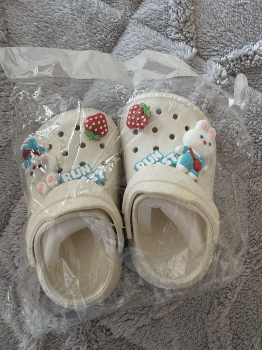 Бебешки чехлички. По 5€…