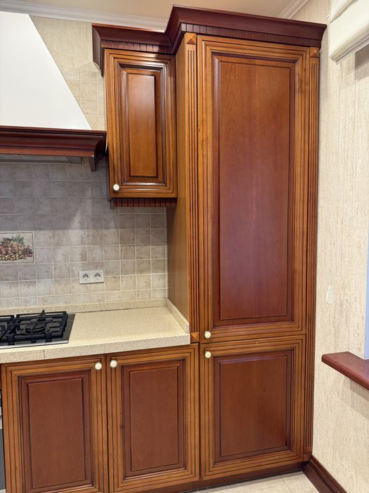 Кухня из  дерева