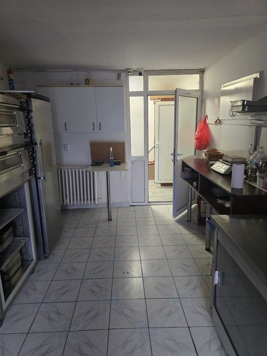 Închiriez restaurant