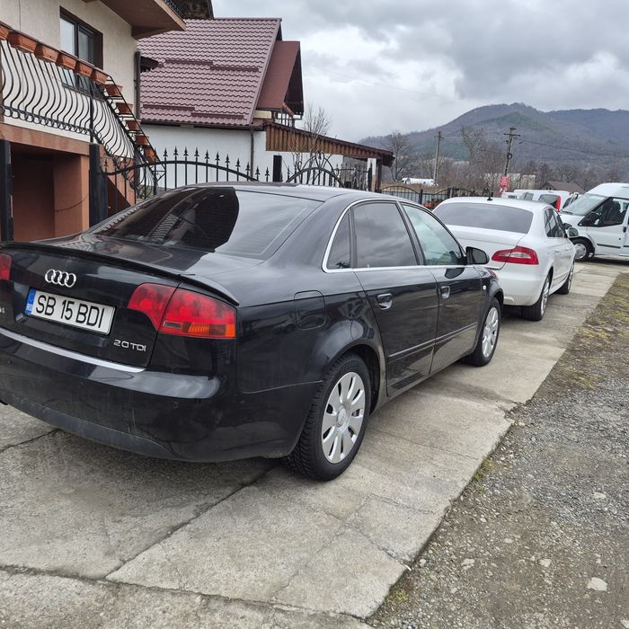 Vand audi  A4.klima 2.0 tdi 6+1  trepte