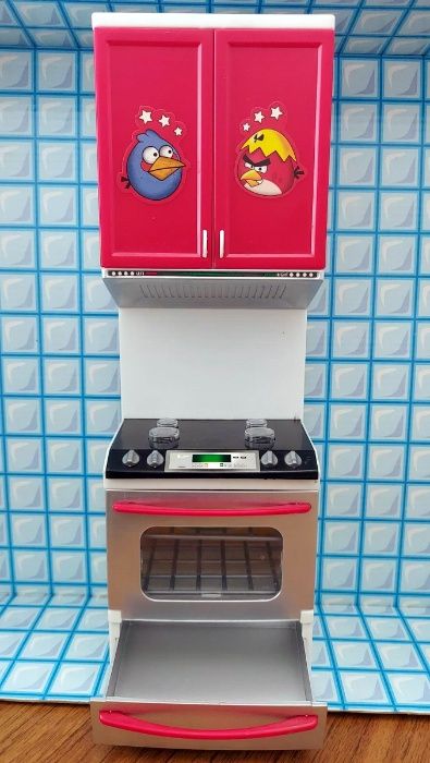 Продам кухню для кукол Барби