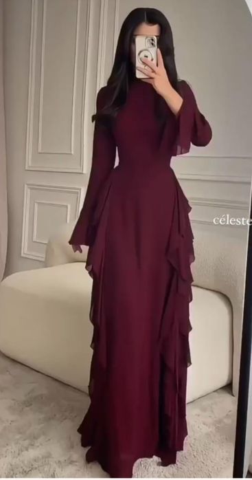 Продаю  платят  очень  красивая