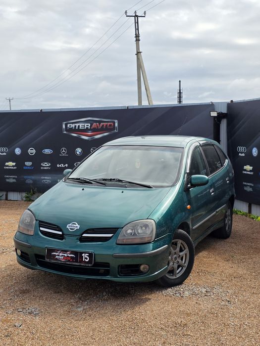 Nissan Almera Tino