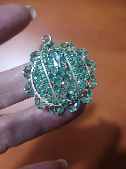 Pandantiv argint smaralde