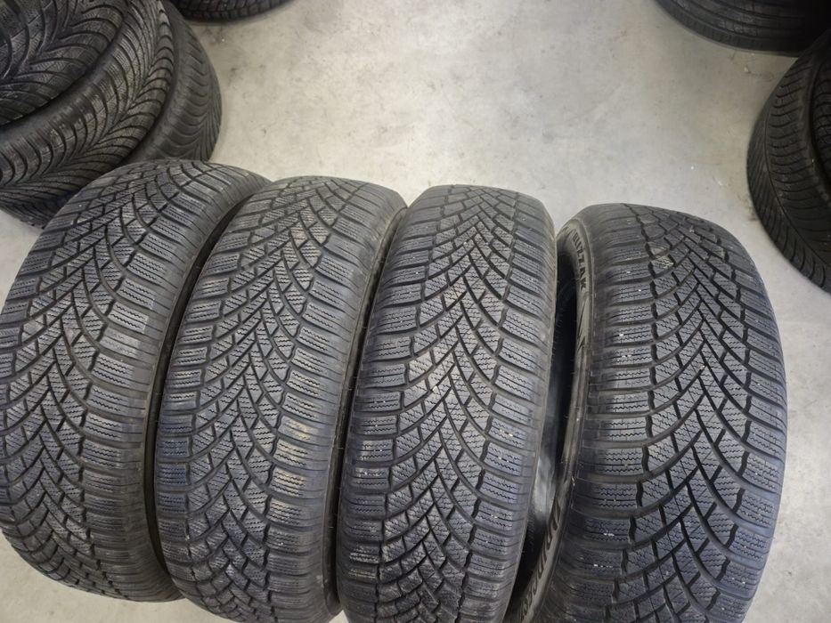 4 anvelope iarna Bridgestone 215 65 17 stare foarte buna