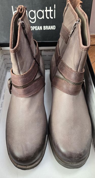 Кожени дамски боти Bugatti