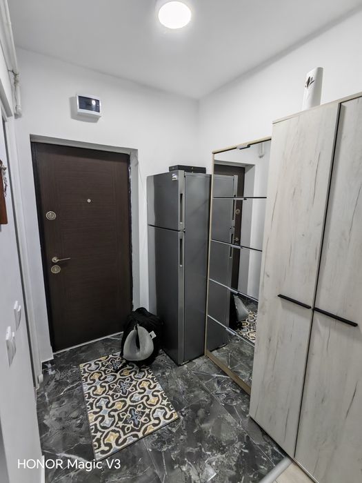 Vând garsonieră situată în Onești, la etajul 2 din 3, cu suprafața de 22 mp