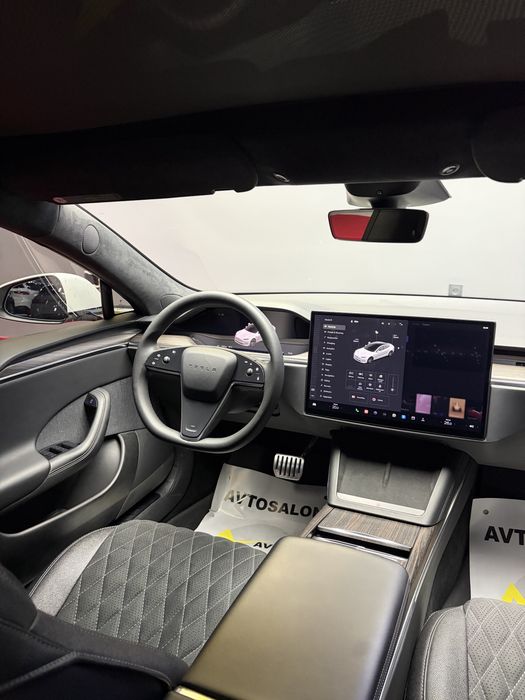 Продается Tesla Model S 75D