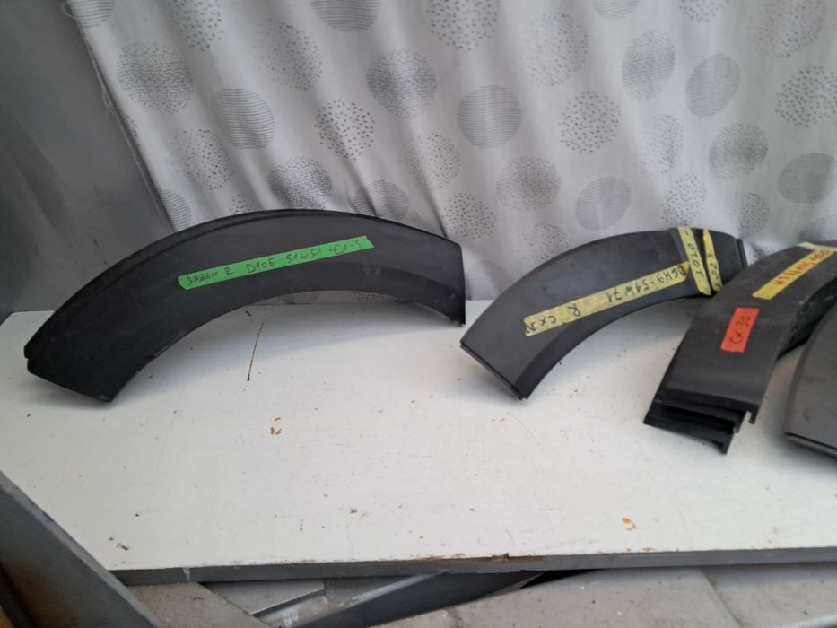 Лайсна   задна предна Mazda cx30  Mazda Cx3