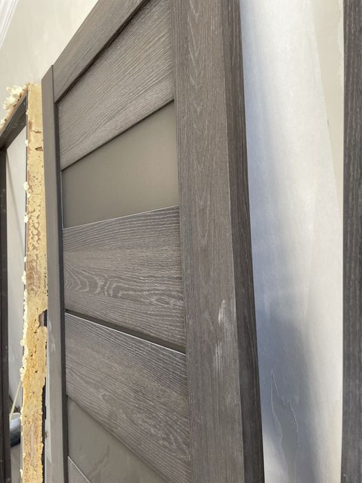 Продается 2 двери в хорошем состояний