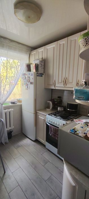 Продам 3 ком. на востоке 1