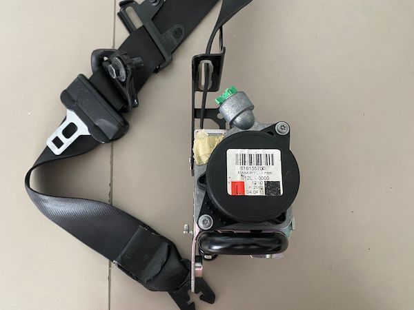 Centura stanga fata VOLVO V60-S60 39800481