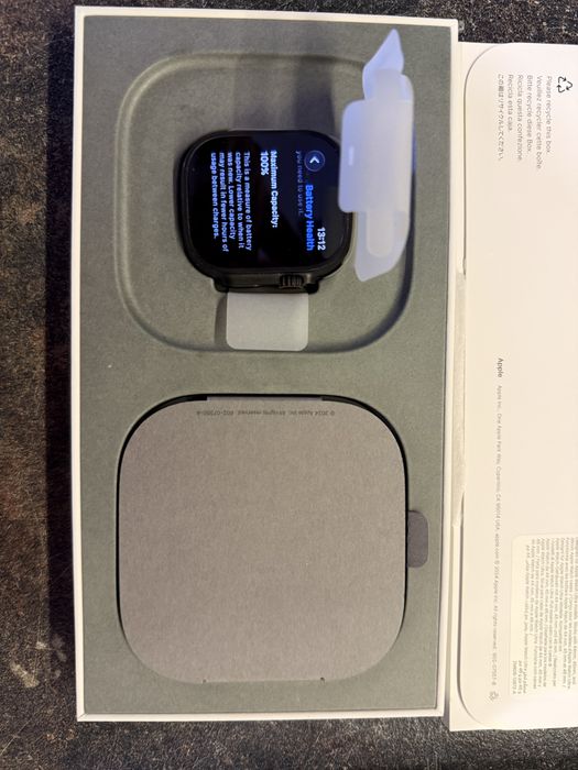 Apple Watch Ultra 2 - baterie 100%