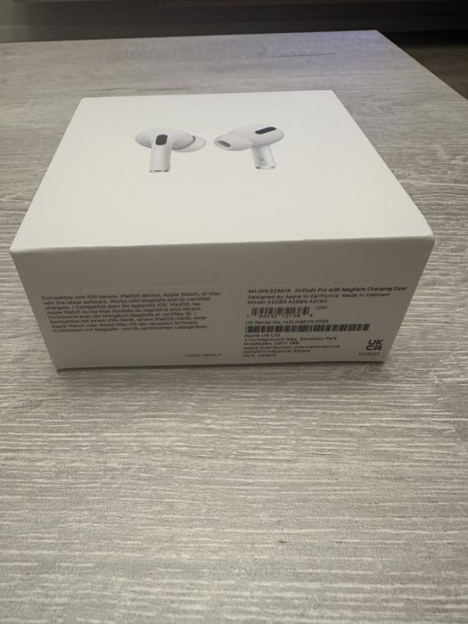 AirPods Pro Generatia 1