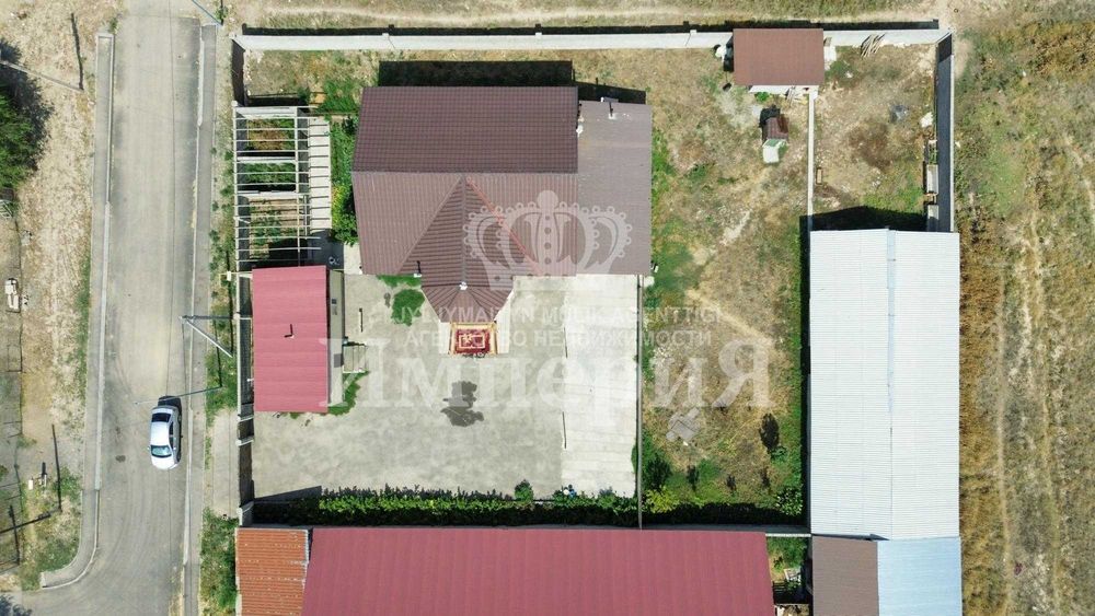 Отдельный дом · 9 комнат  ,Айгерим Д.