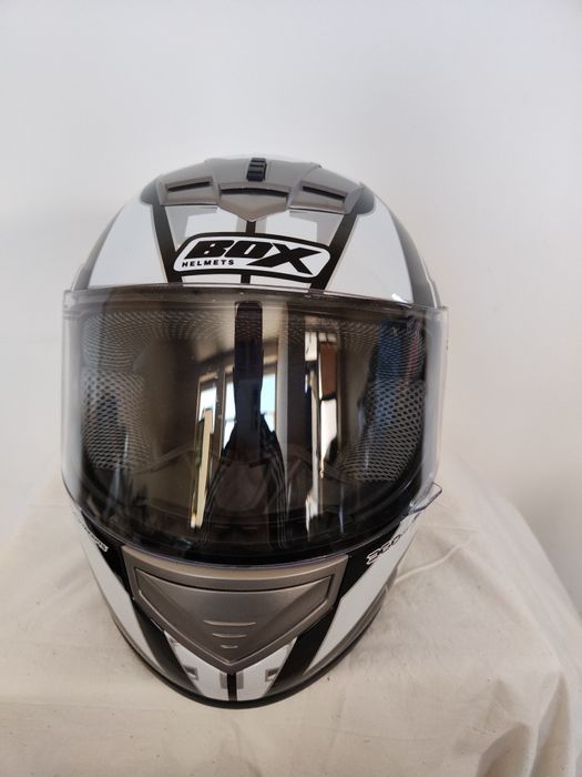 Каска за мотор BOX размер M