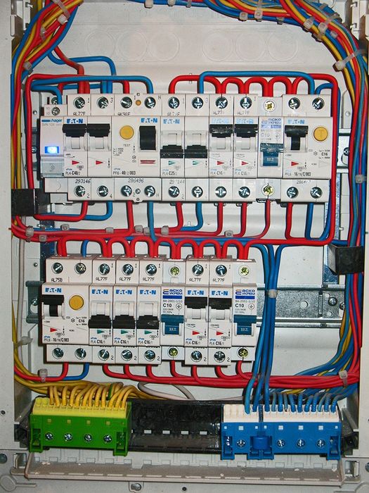 Установка электро зарядок. Не дорого.Электрик.24/7 Профес