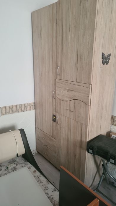 Vand mobila second