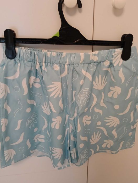 Costum dama (cămașă cu pantaloni scurți)