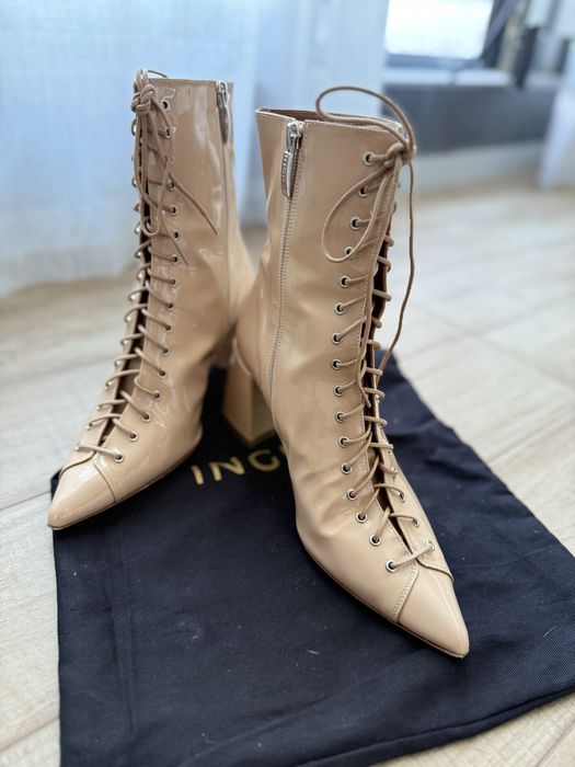 Боти на марката INGILIZ