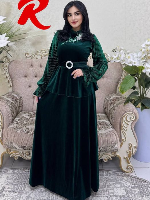 Праздничное Вечернее платье .