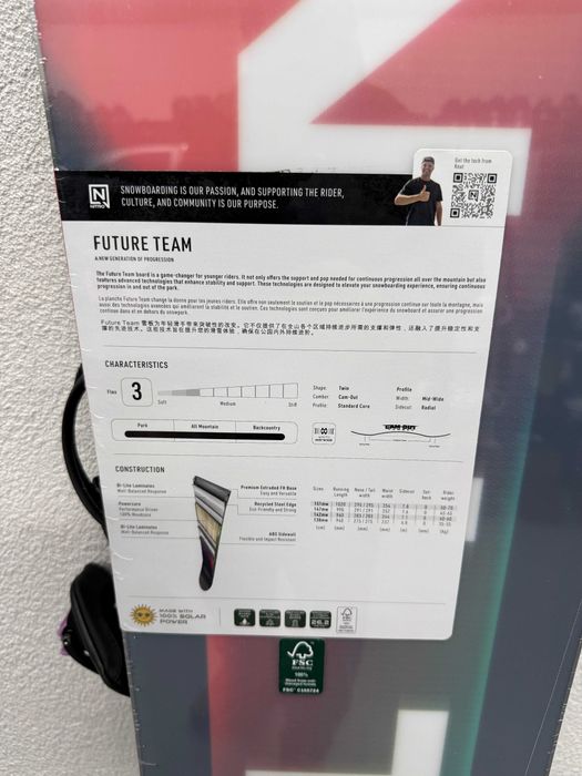 placa noua snowboard nitro future team L142cm