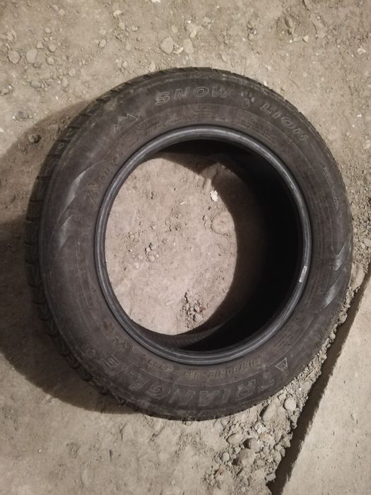 Зимние шины 2 шт 215/60 R16   TRIANGLE
