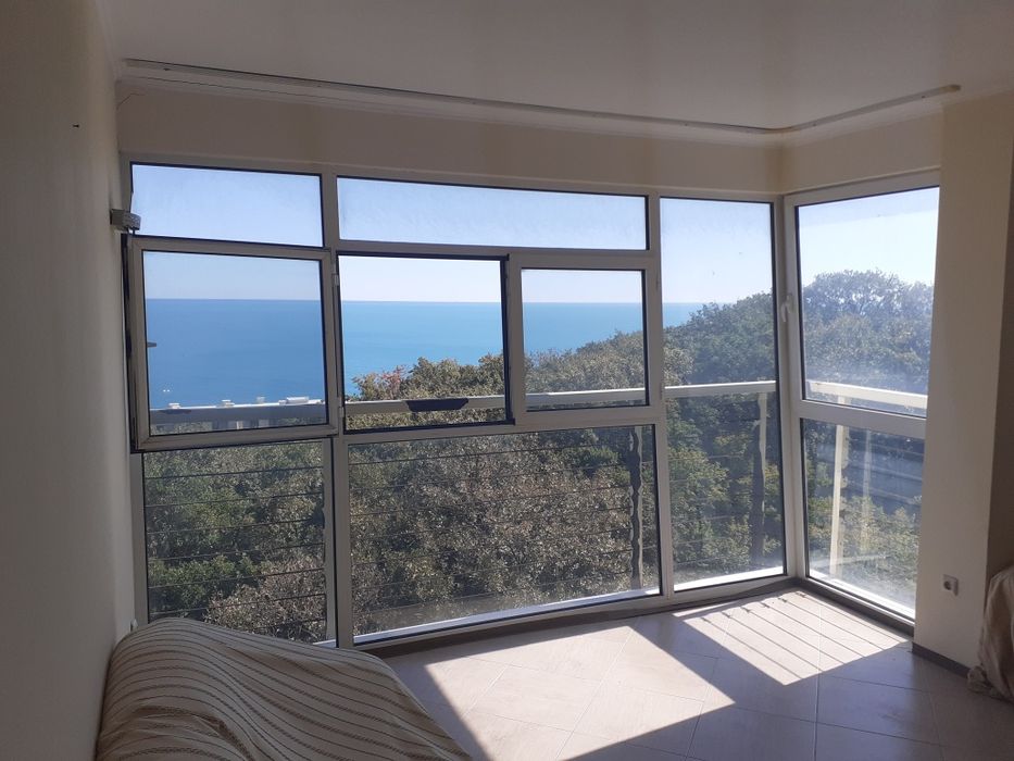 СОБСТВЕНИК Частно лице Продава 3-стаен Апарт. Никея Парк над Ривиерата