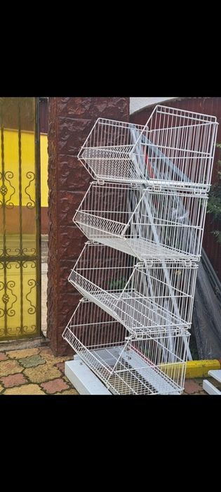 Mobila pentru magazin