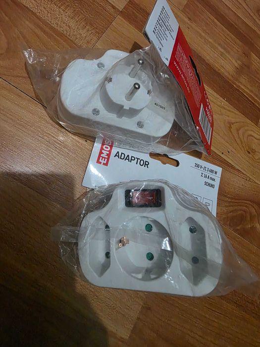 Intrerupator Adaptor priză dublă si tripla cu întrerupător