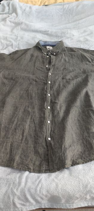 Vând cămașa de in noua de culoare vernil inchis