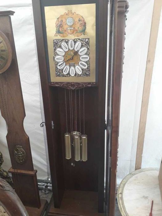 Ceas de podea Tempus Fugil de colectie