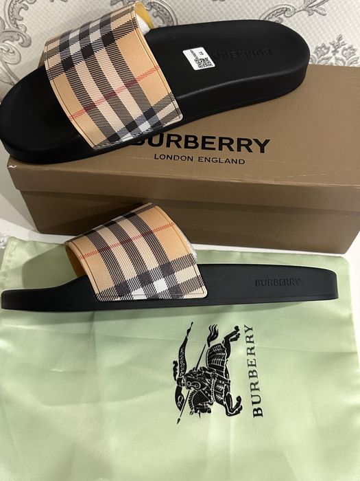 Burberry Slides джапанки(Authentic)